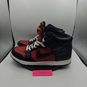 Nike Black and Red High-Top Athletic Sneakers